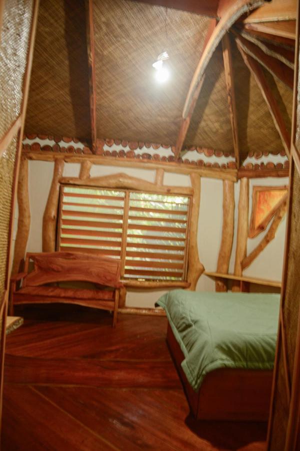 Tukulolo Treehouses Makaunga Exterior photo